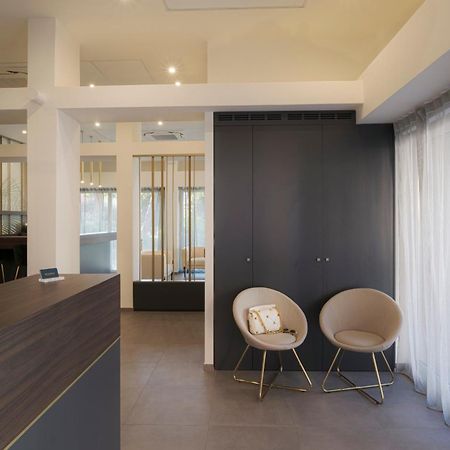 Residence Goldoni6 Suite Apartment Римини Экстерьер фото