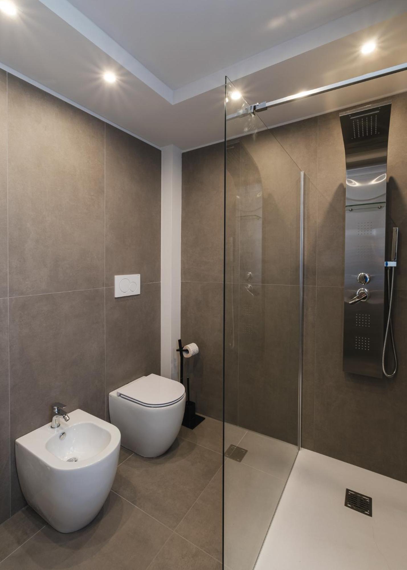 Residence Goldoni6 Suite Apartment Римини Экстерьер фото