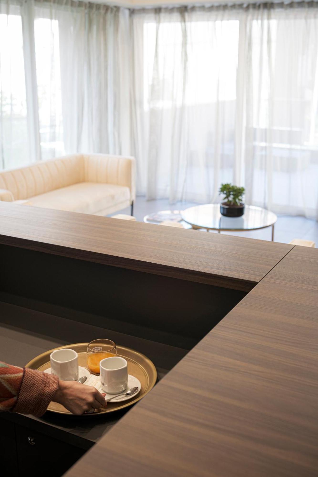 Residence Goldoni6 Suite Apartment Римини Экстерьер фото